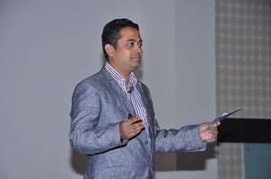 Sunder Madakshira addresses members of the faculty at the SAP Faculty Day in SAP Labs India Bangalore on 14th June 2013 on the topic â€œWhat Customers Wantâ€